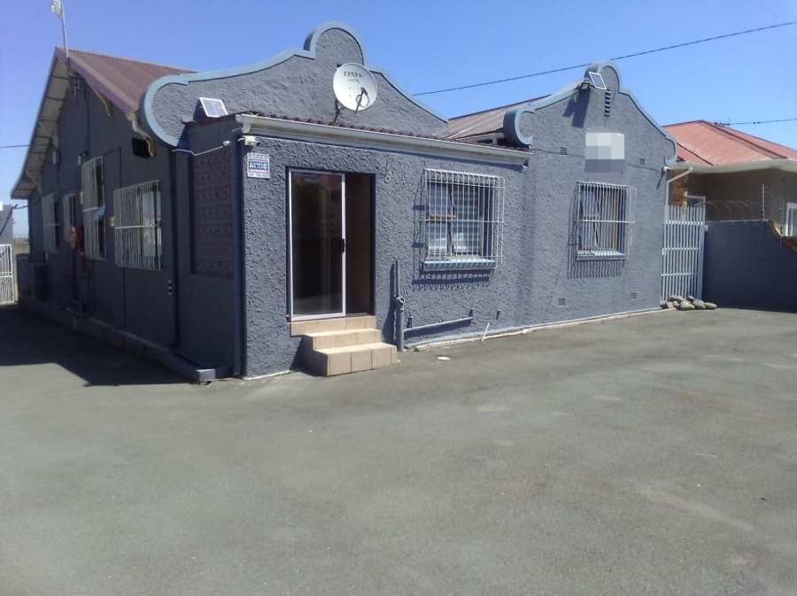 10 Bedroom Property for Sale in Belgravia Eastern Cape